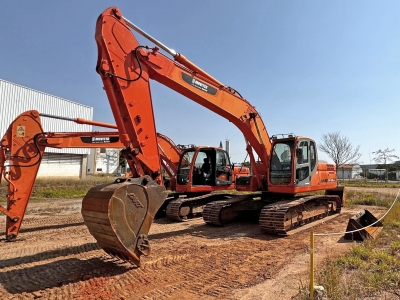 Doosan DX225 LCA